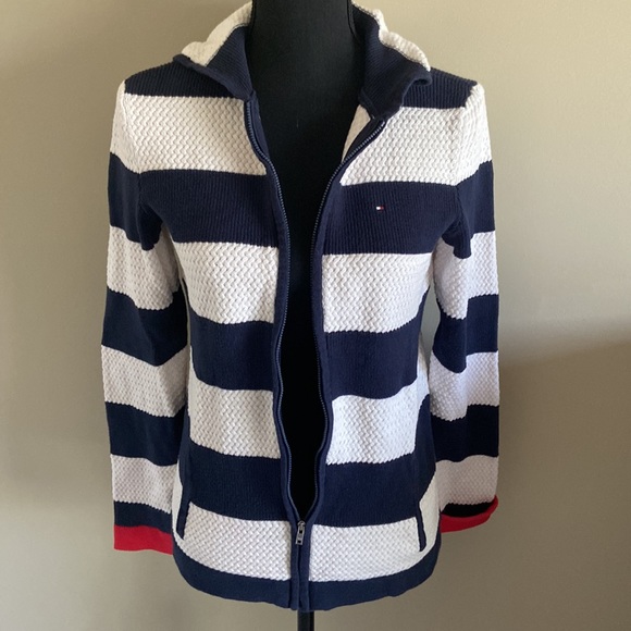 Tommy Hilfiger blue and white hoodie with pockets! Women’s size Medium.  EUC! - Picture 7 of 11